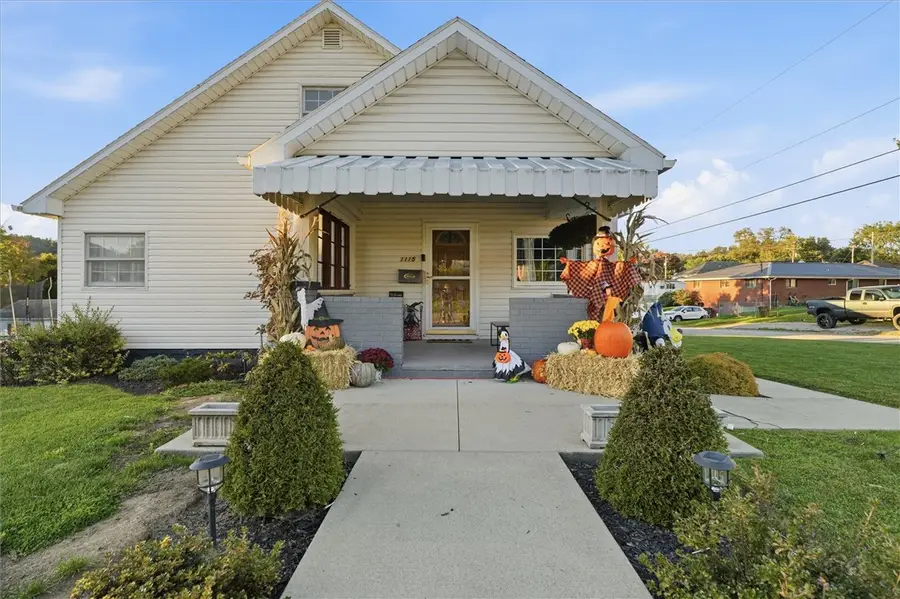 1115 Brown St, Rostraver Township, PA 15012 - #2