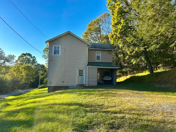 700 Rubright Road, Apollo, PA 15613