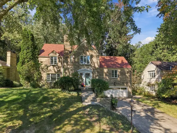 103 Woodland Drive, Pittsburgh, PA 15228