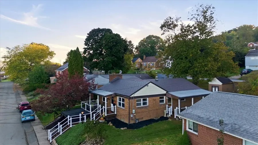 2411 Marion Street, Hopewell, PA 15001 - #3
