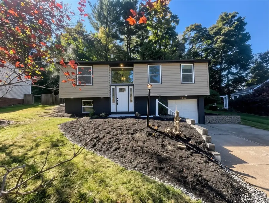 1889 Riggs Rd, South Park, PA 15129 - #3