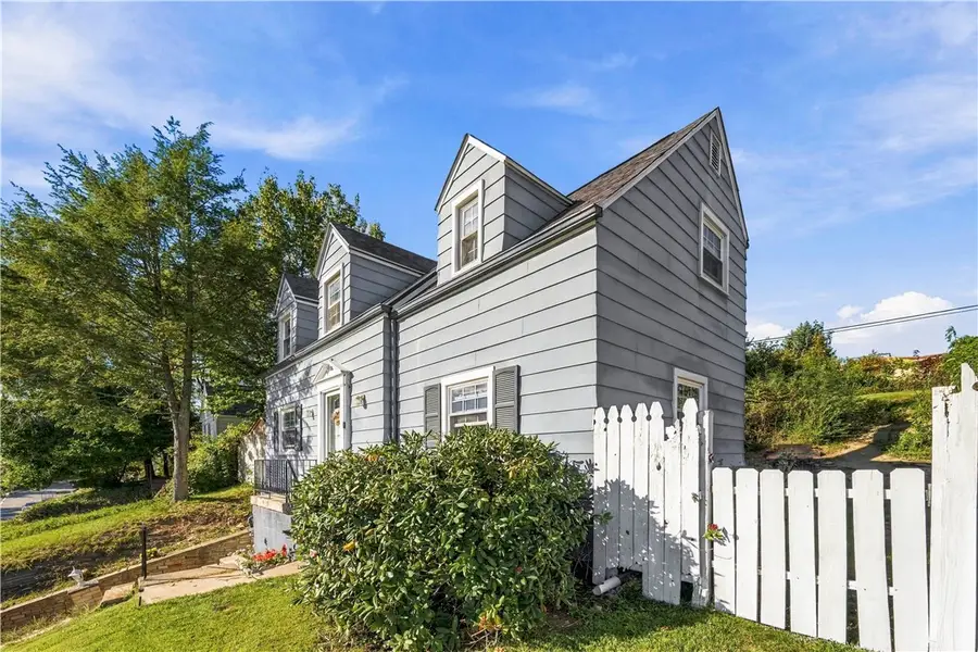 1625 Elderslee Rd, Pittsburgh, PA 15227 - #2