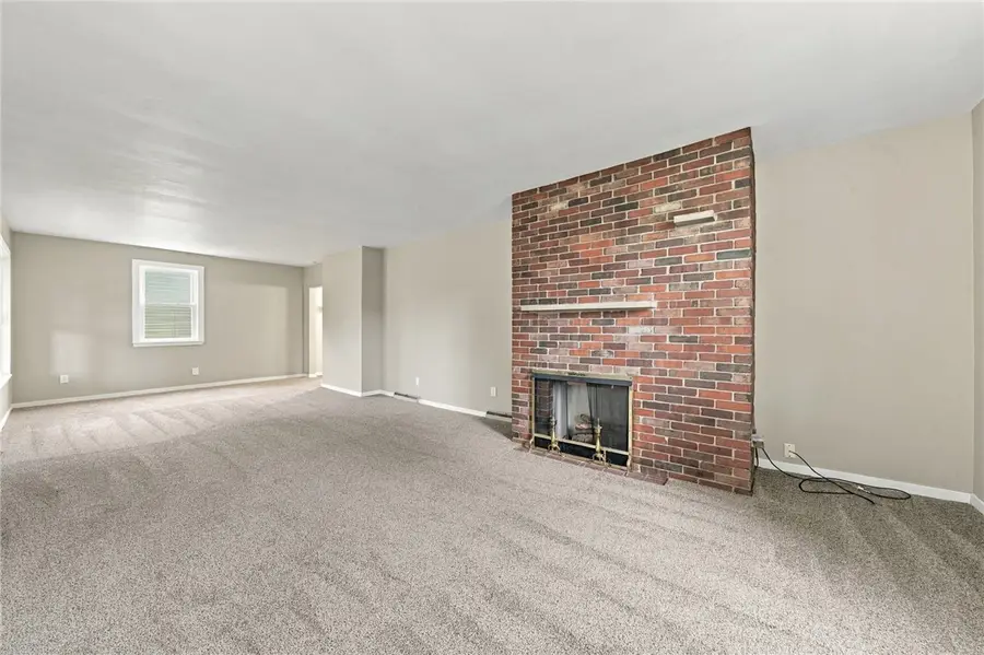 87 United Rd, Mount Pleasant, PA 15666 - #3