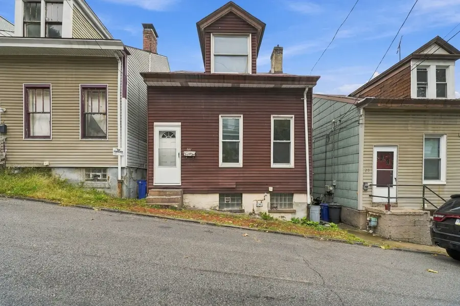 22 Woessner Avenue, Pittsburgh, PA 15212 - #2