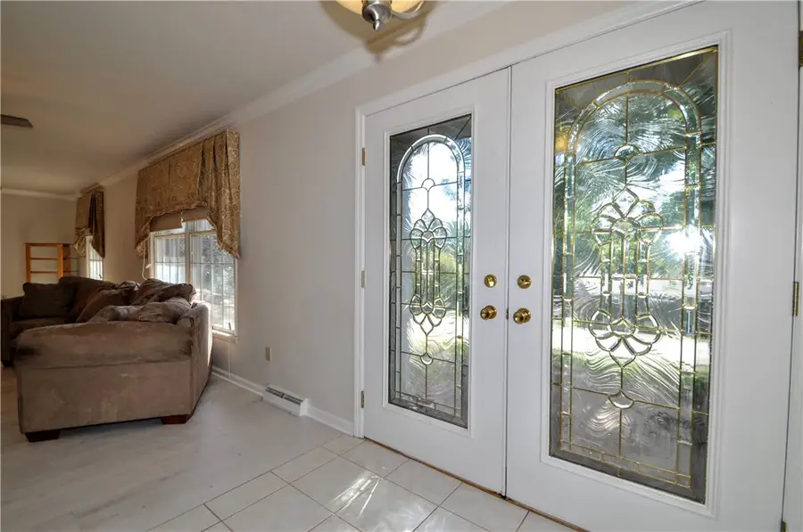 14 Esther St, Charleroi, PA 15022 - #3