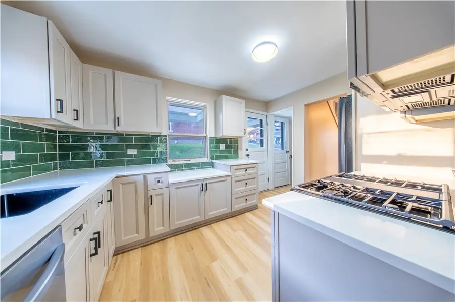 1310 Martha St, Pittsburgh, PA 15234 - #3