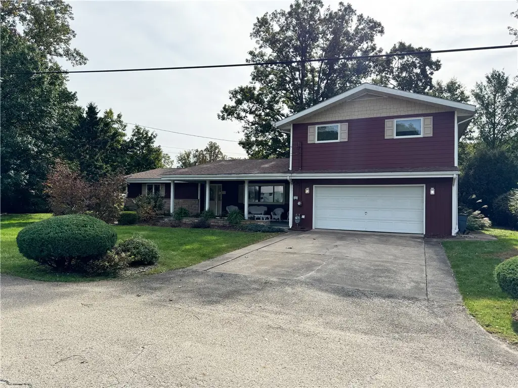 101 Kendall St., Hopwood, PA 15445 - #1