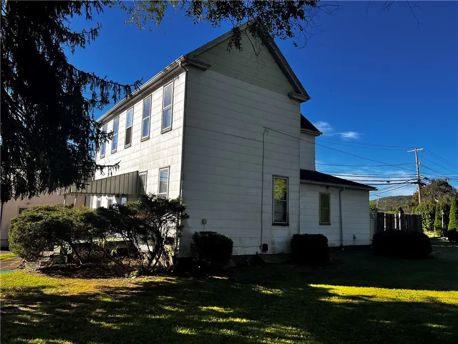 214 Cleveland St, Kittanning, PA 16201 - #2