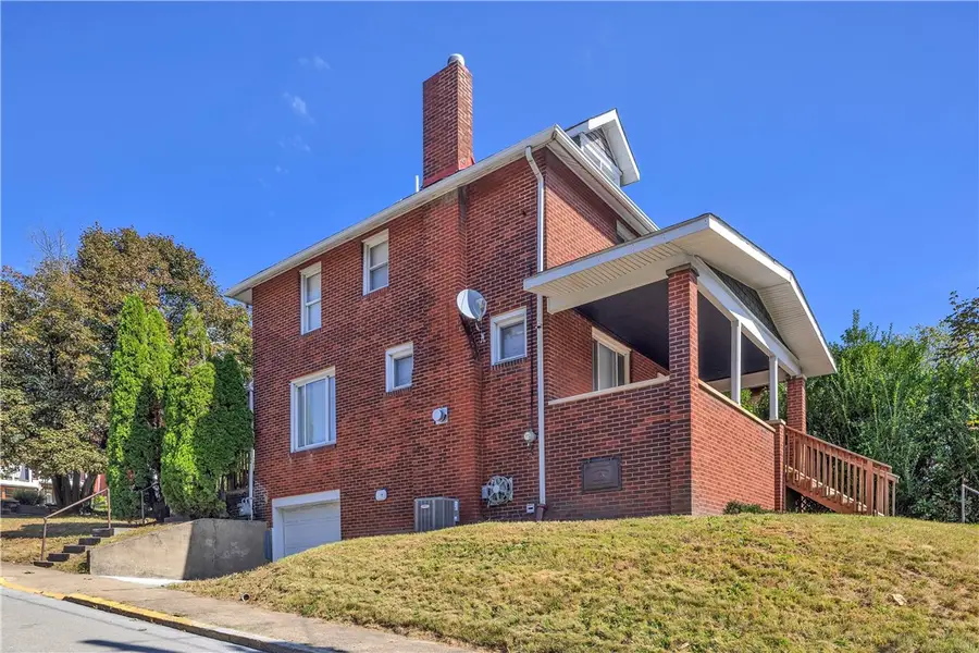 432 Kossuth St, Rochester, PA 15074 - #3