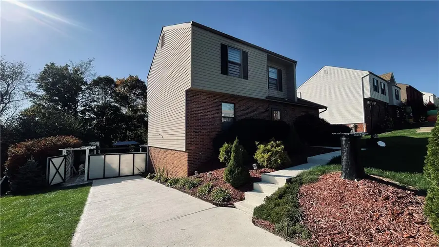 6731 Elk Rush Dr, Imperial, PA 15126 - #3