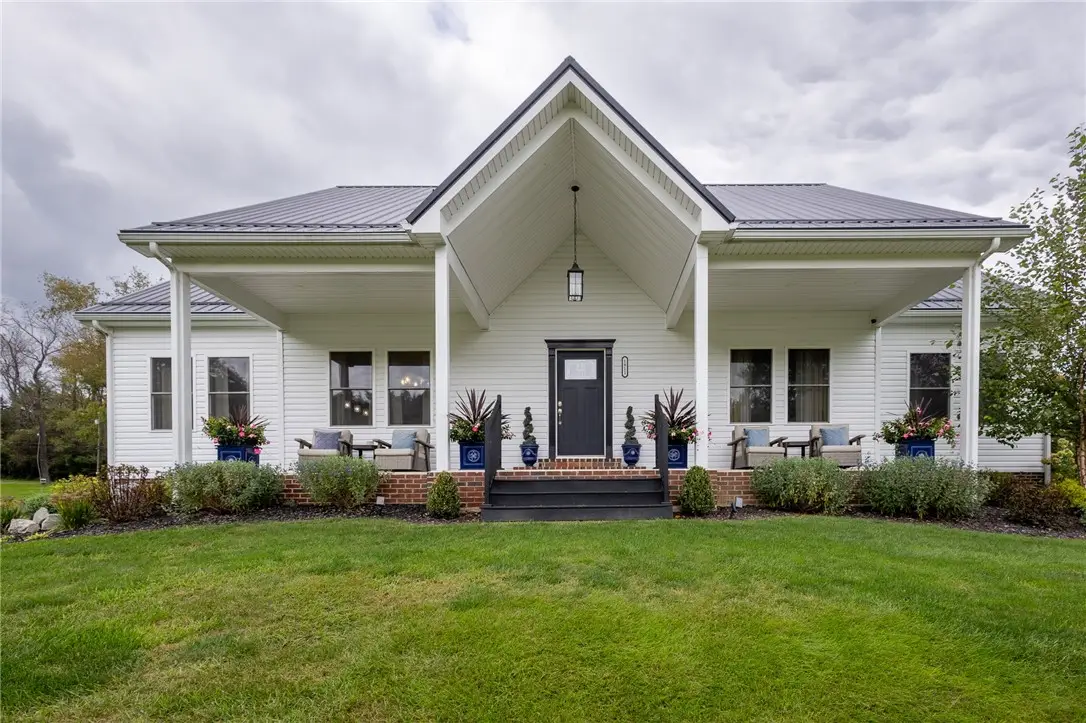 1811 Locust Ln, Sturgeon, PA 15057 - #1