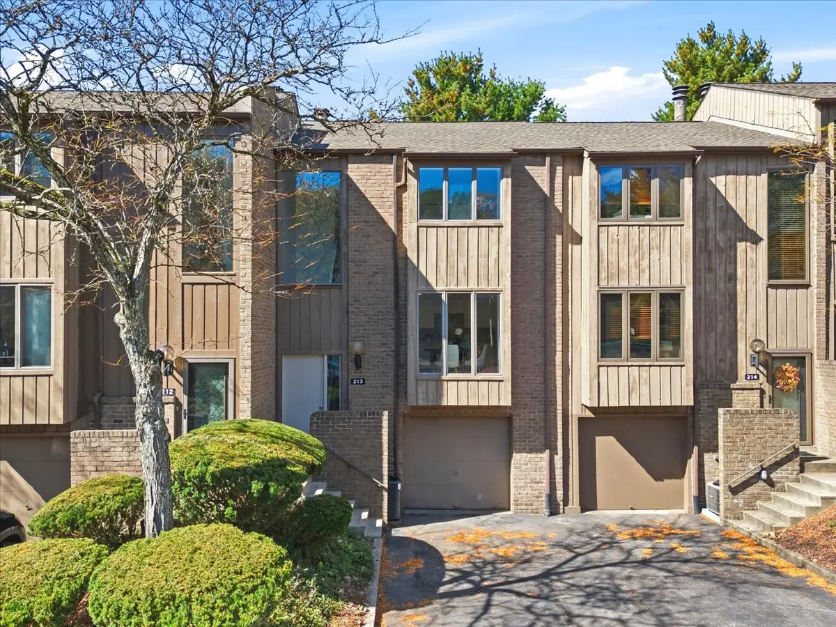 213 Pine Court, Pittsburgh, PA 15237 - #1