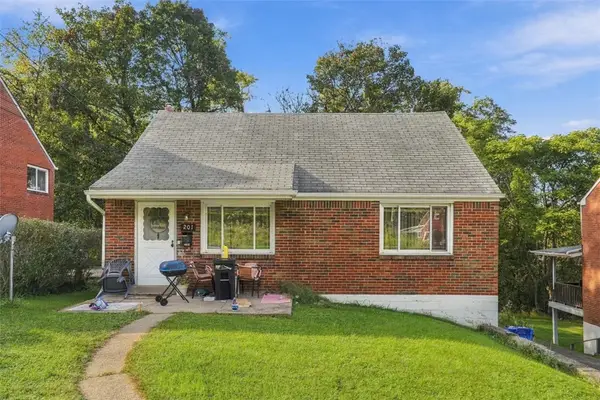 201 Key Dr, Pittsburgh, PA 15235