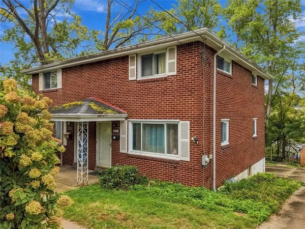 1222 10th St, Irwin, PA 15642