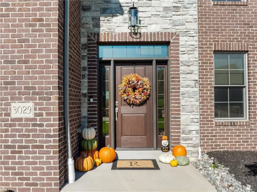 3029 Chestnut Ridge Dr, Jefferson Hills, PA 15025 - #3