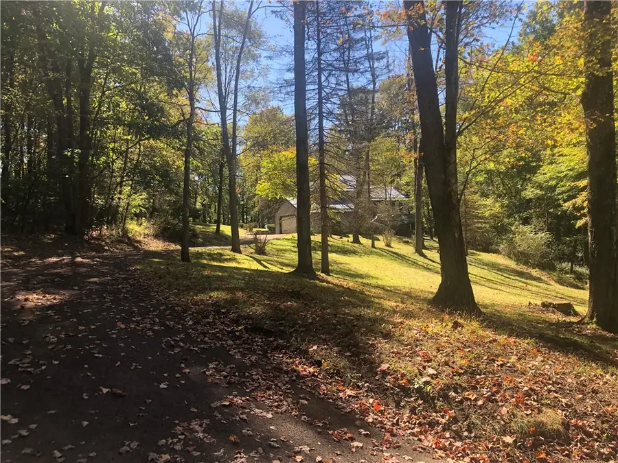 218 Chestnut Lane, Chalk Hill, PA 15421 - #2