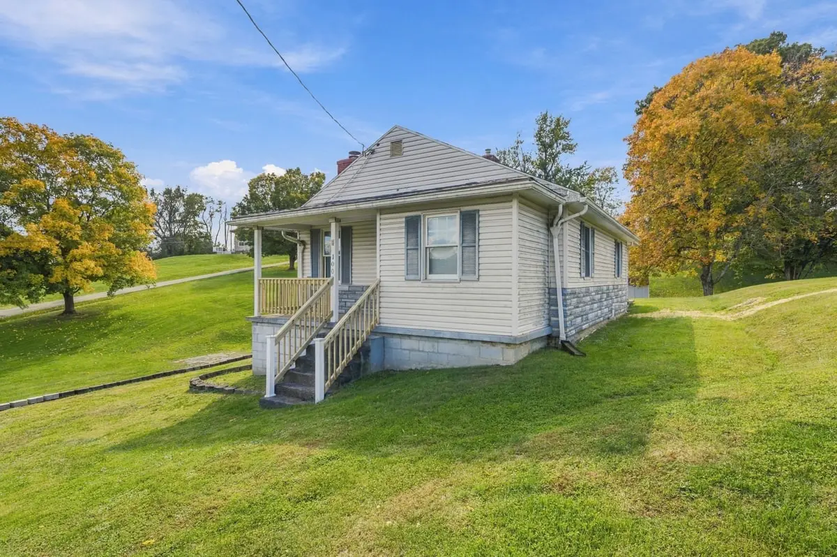 100 Moore Road, Washington, PA 15301 - #1