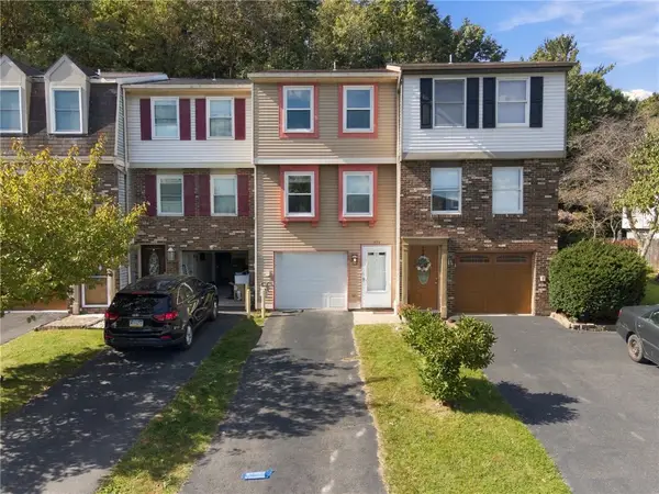 423 Ten Point Lane, Cranberry Twp, PA 16066