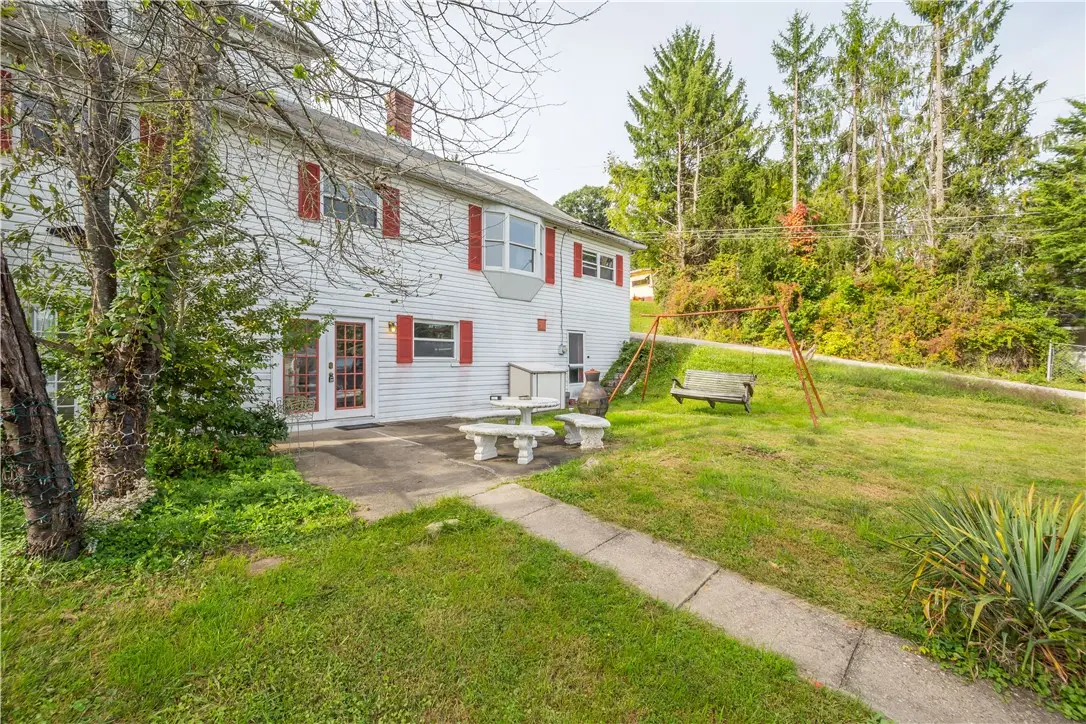 109 Saulters Ave, Bentleyville, PA 15314 - #1