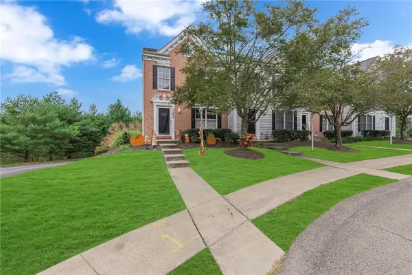 122 Castle View Dr, Mc Kees Rocks, PA 15136