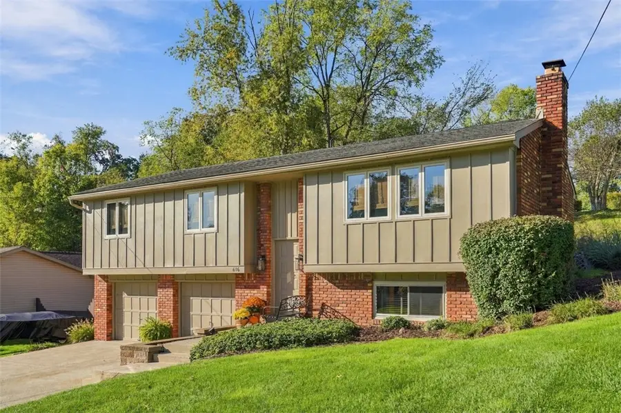 616 Carnival Dr, Pittsburgh, PA 15239 - #3