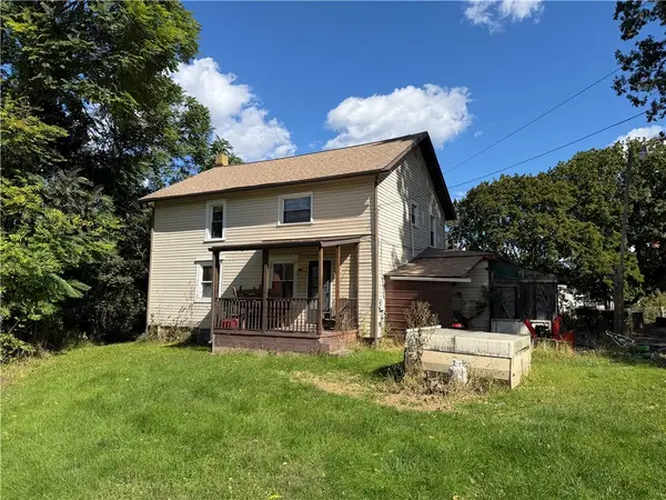 11 Kepple Rd, Leechburg, PA 15656