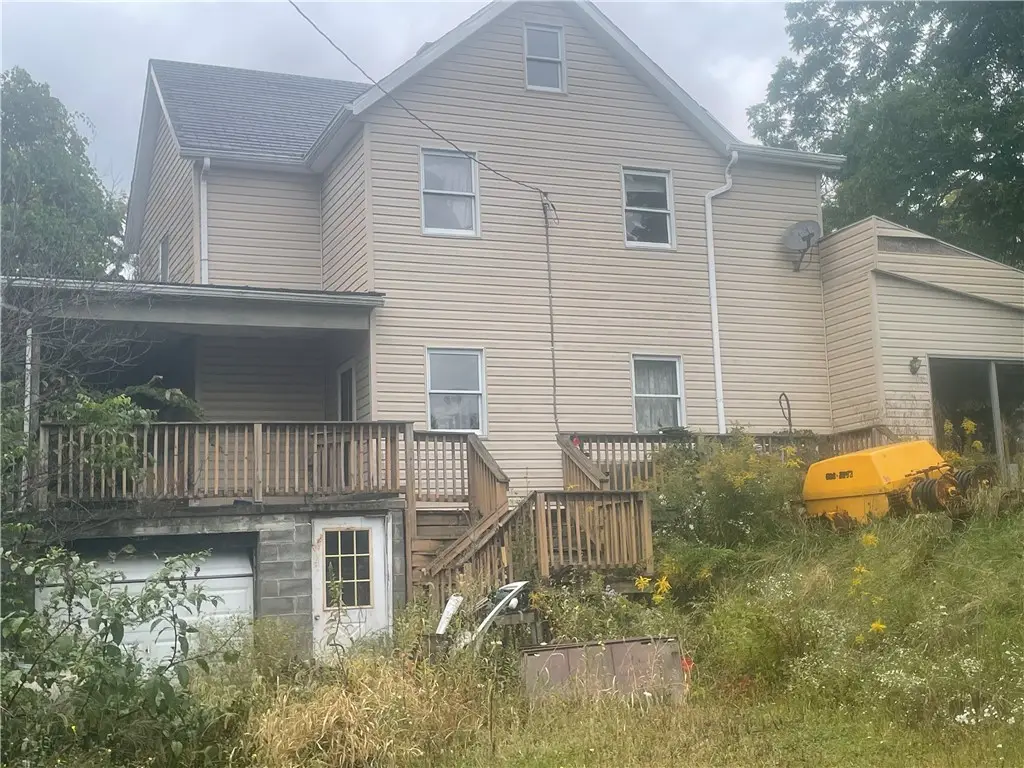 1102 Mcadams Rd, Washington, PA 15301 - #1