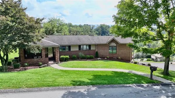 102 Thomas Dr, Mckeesport, PA 15131