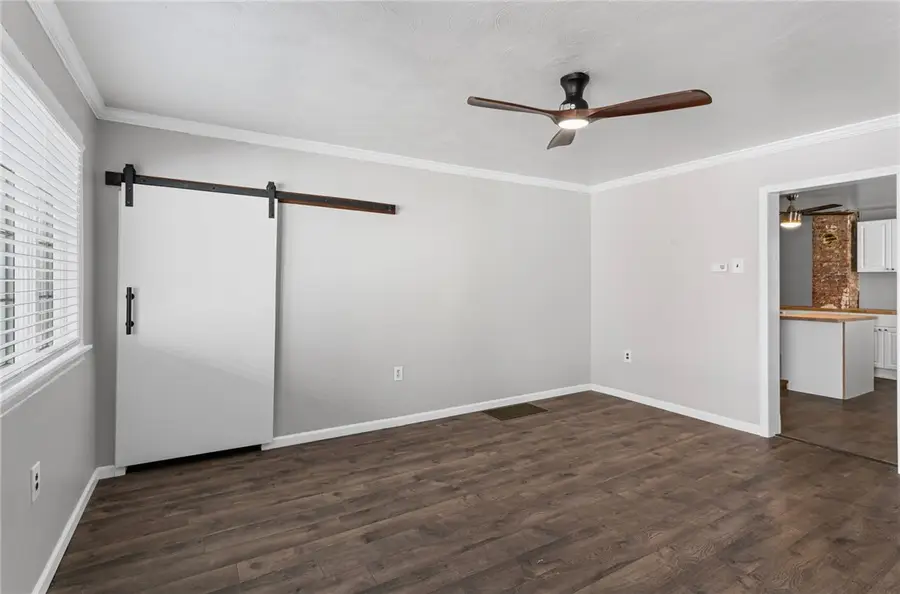2810 Edwards Way, Pittsburgh, PA 15203 - #2