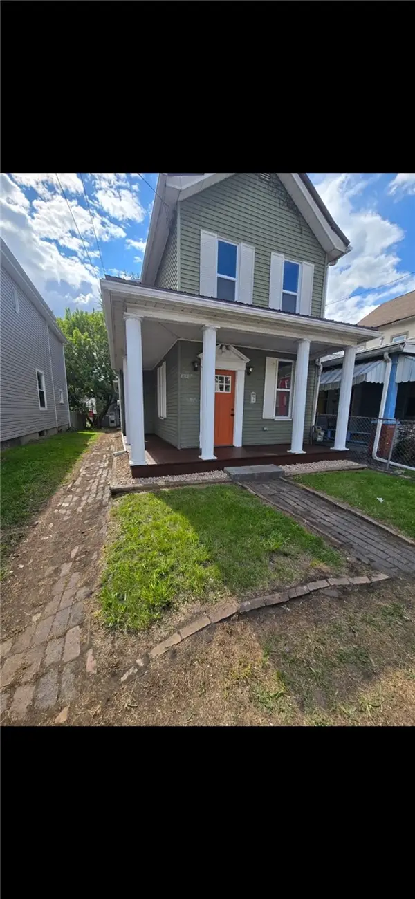 1711 4th Ave, Beaver Falls, PA 15010