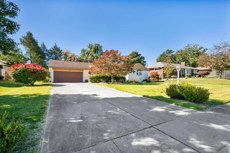 243 Columbia Dr, Aliquippa, PA 15001 - #2