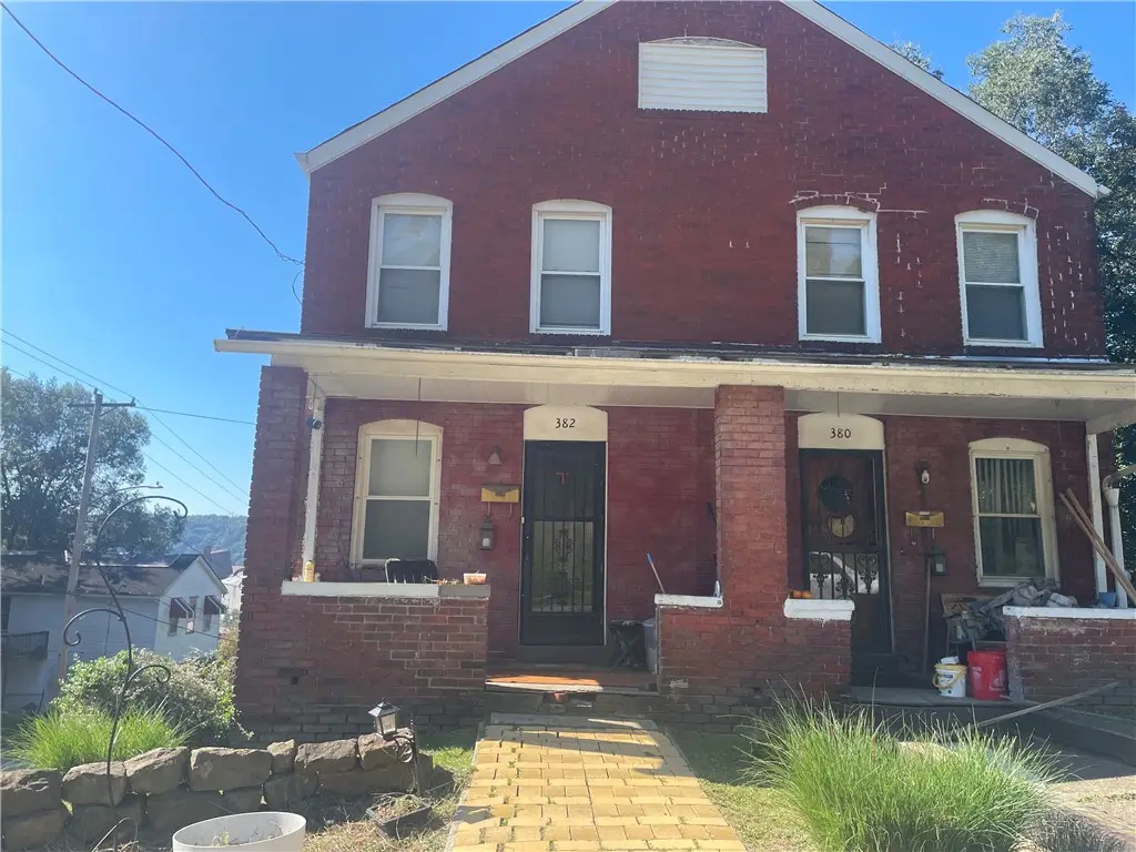 382 Ohio Ave, Midland, PA 15059 - #1