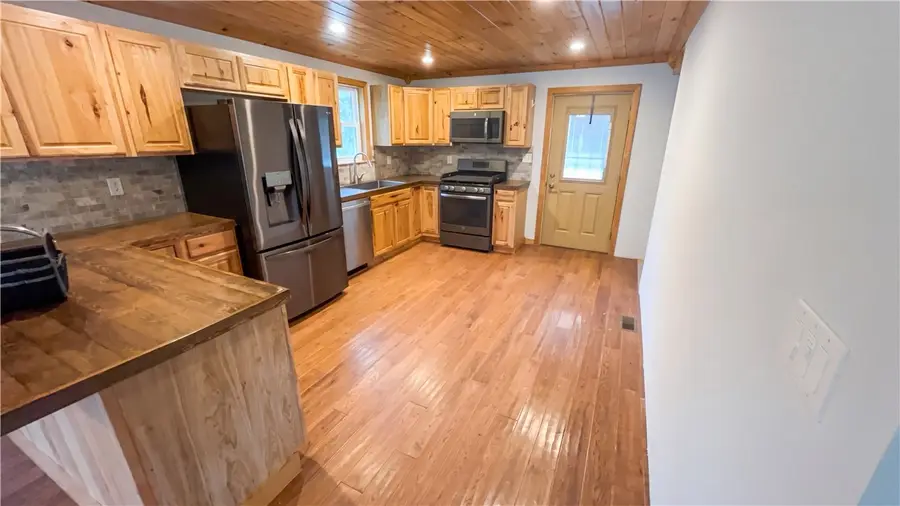 101 2nd St, Jefferson, PA 15344 - #2