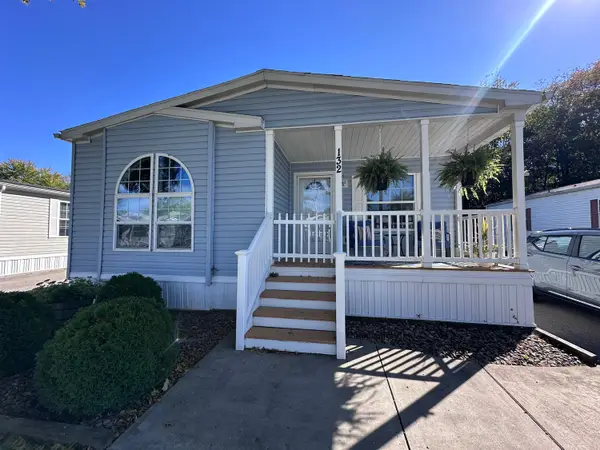 132 Treesdale Drive, Cranberry Twp, PA 16066