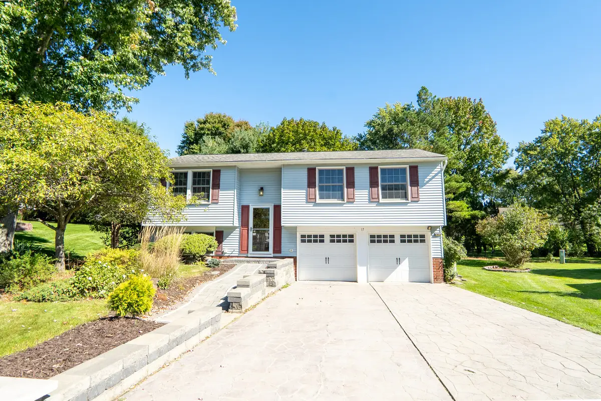 17 Wheatfield Drive, Cranberry, PA 16066 - #1