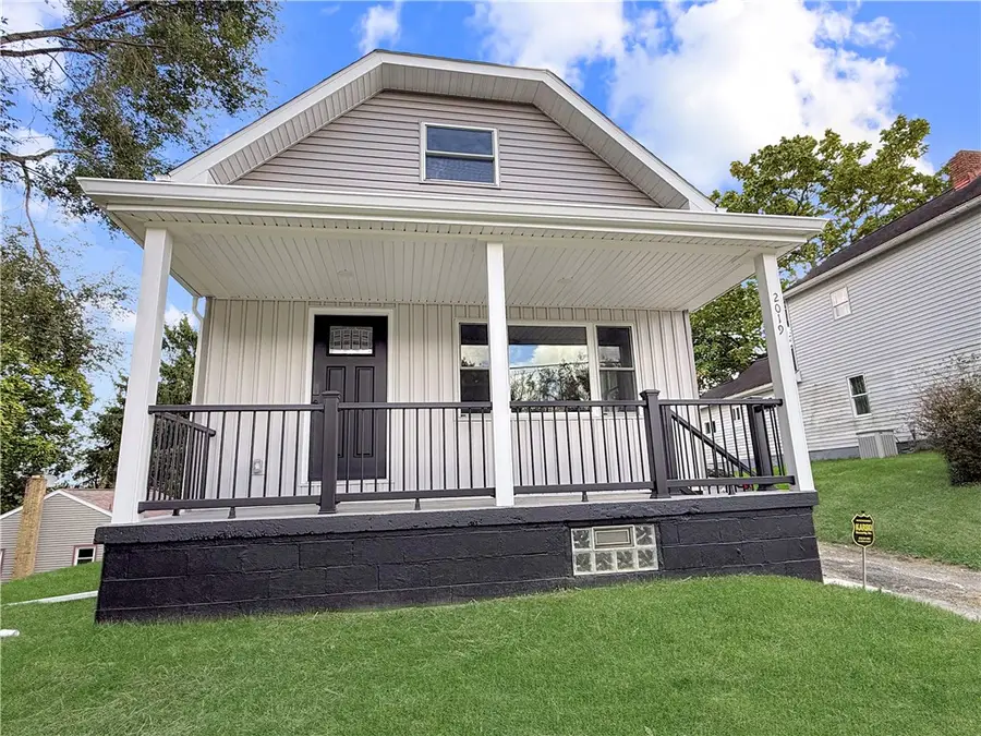 2019 Martha St, New Castle, PA 16101 - #2