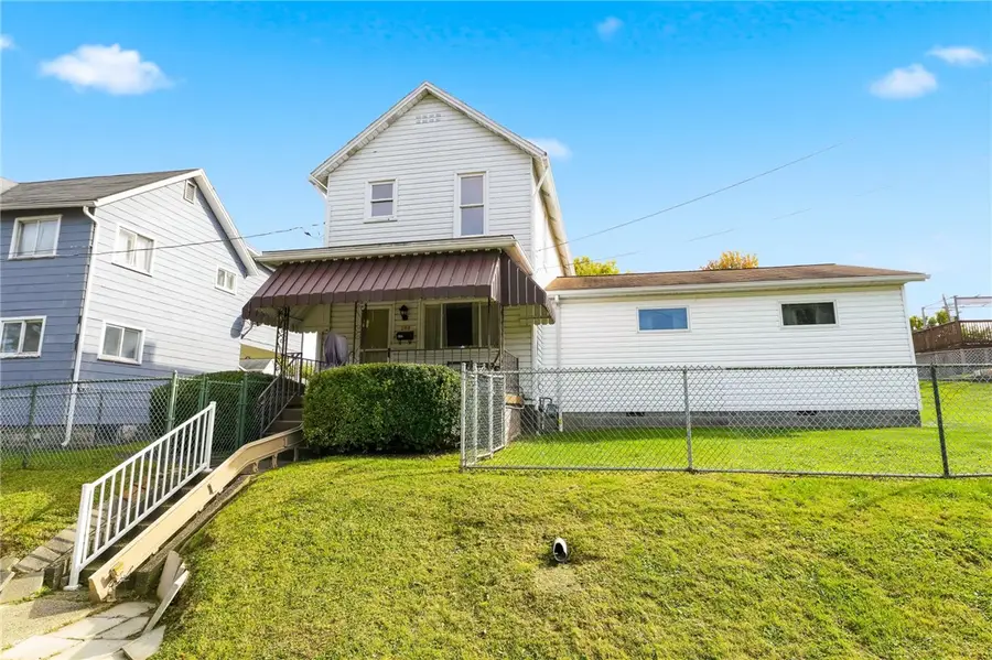 288 Cleveland Ave, Uniontown, PA 15401 - #2