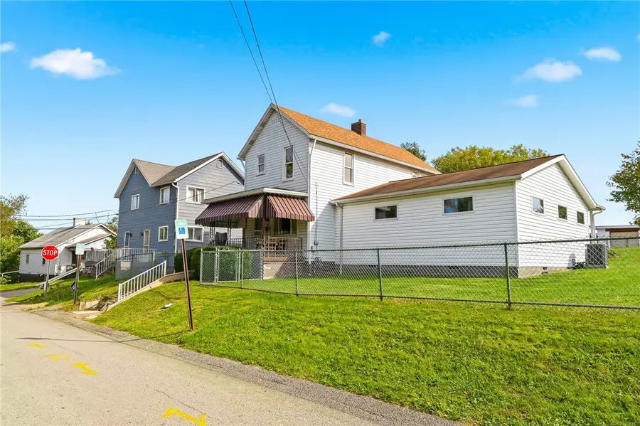 288 Cleveland Ave, Uniontown, PA 15401 - #3