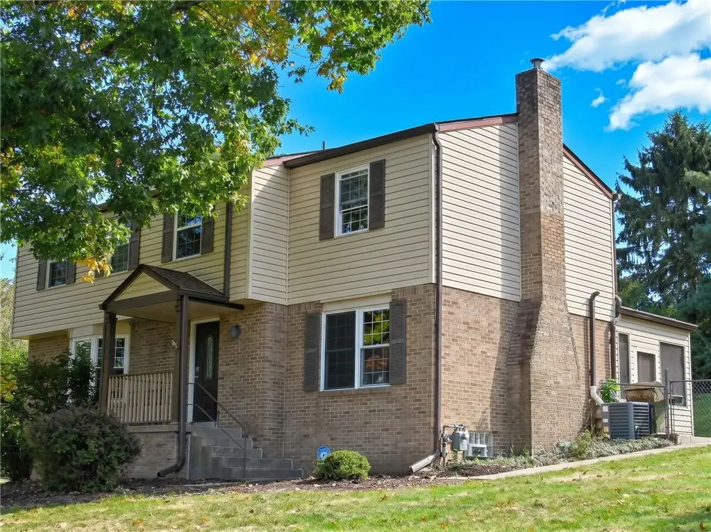 3939 Hickory Hill Rd, Murrysville, PA 15668 - #1