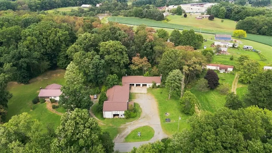 131 Mclafferty Rd, Fenelton, PA 16034 - #2