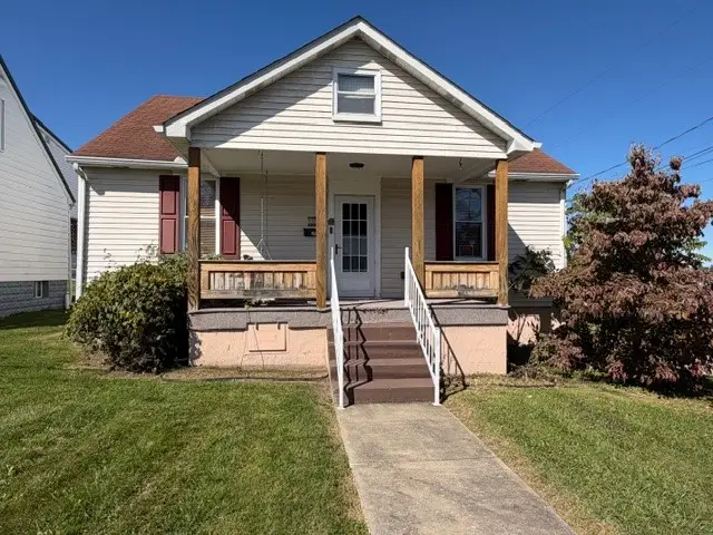 300 Clarendon Ave, Uniontown, PA 15401 - #1