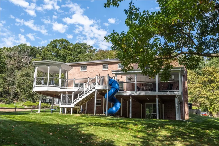 9468 N Florence Rd, Pittsburgh, PA 15237 - #2