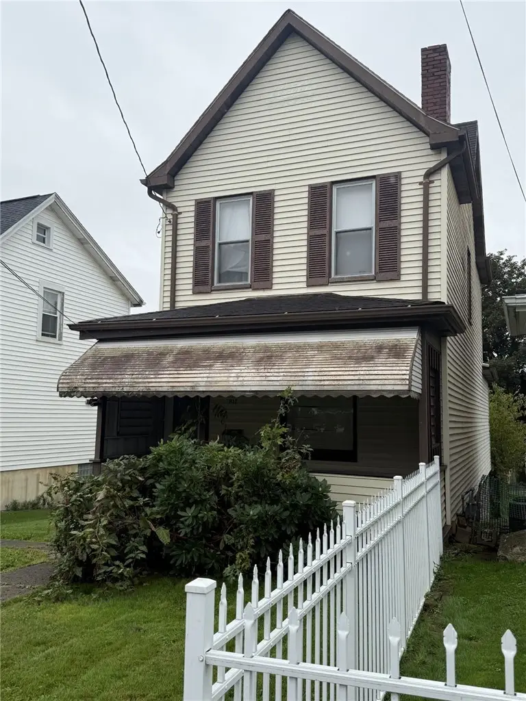 912 Summit St, McKeesport, PA 15132 - #1