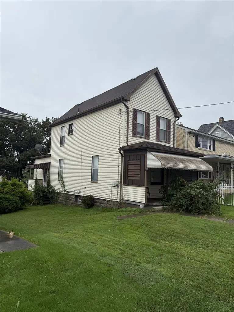 912 Summit St, McKeesport, PA 15132 - #2