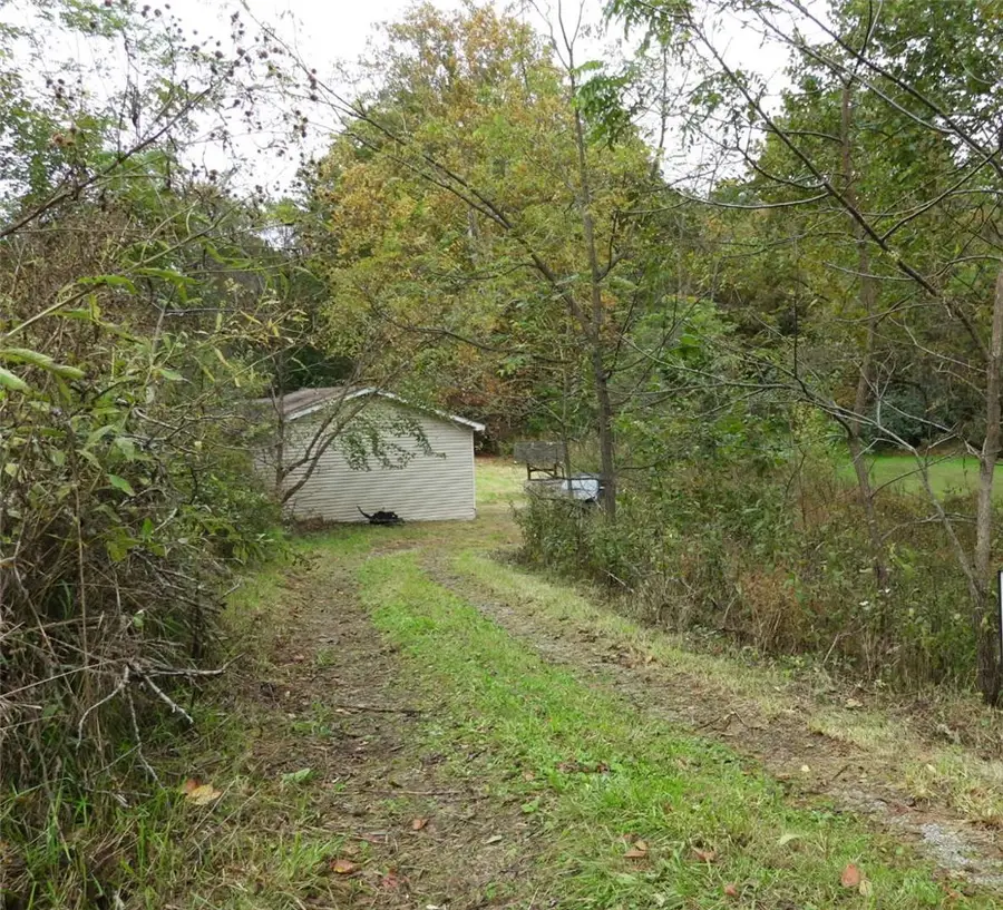 9 Bedner Lane, Perryopolis, PA 15473 - #2