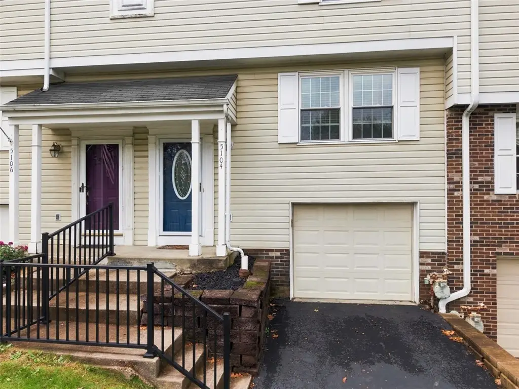 5104 Empire Dr, Bridgeville, PA 15017 - #1
