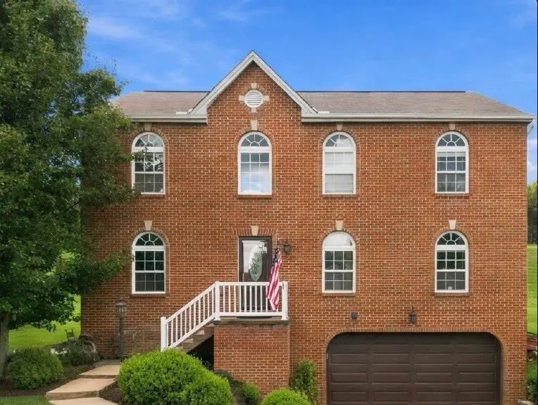 11893 Dartmoor Dr, Irwin, PA 15642 - #1