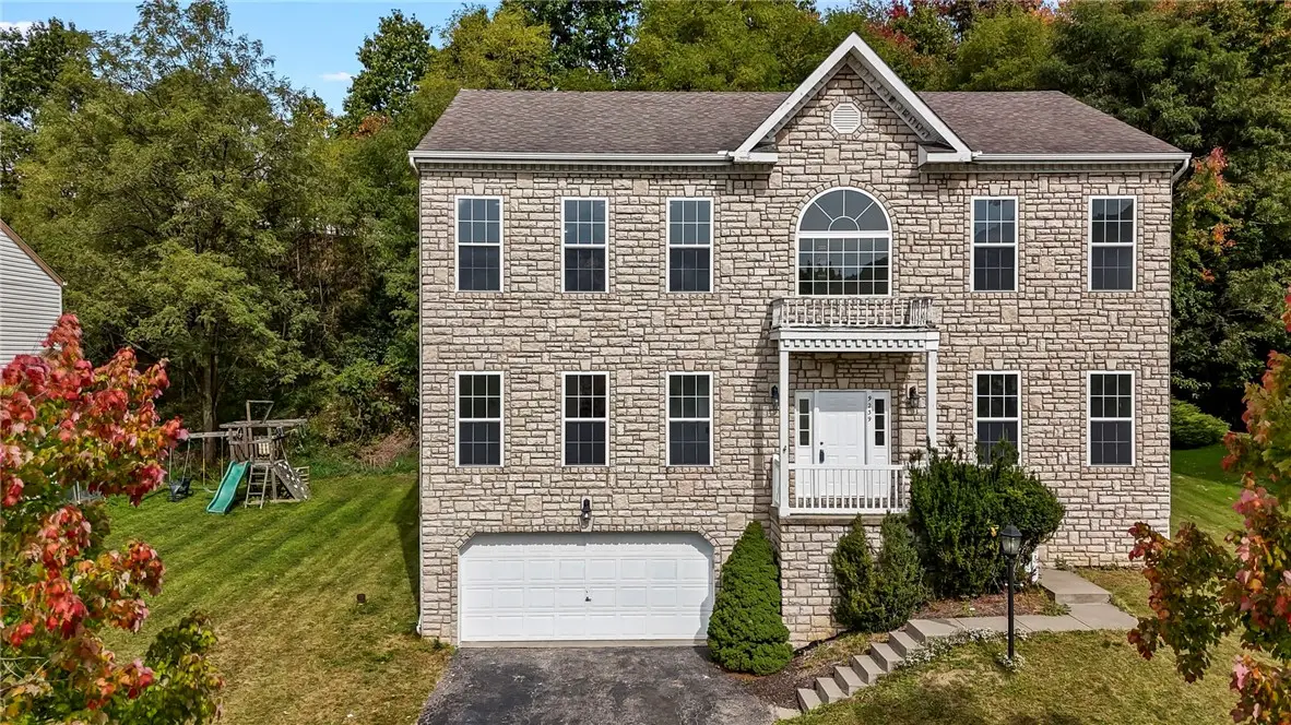 9239 Marshall Rd, Cranberry, PA 16066 - #1