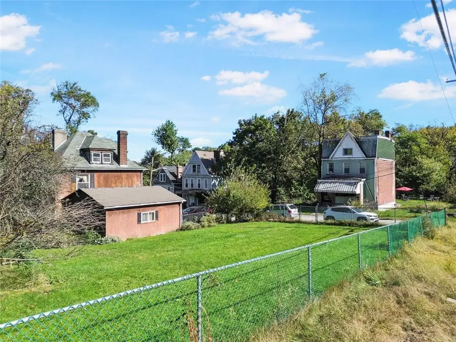 507 Warsaw St, Pittsburgh, PA 15221 - #3