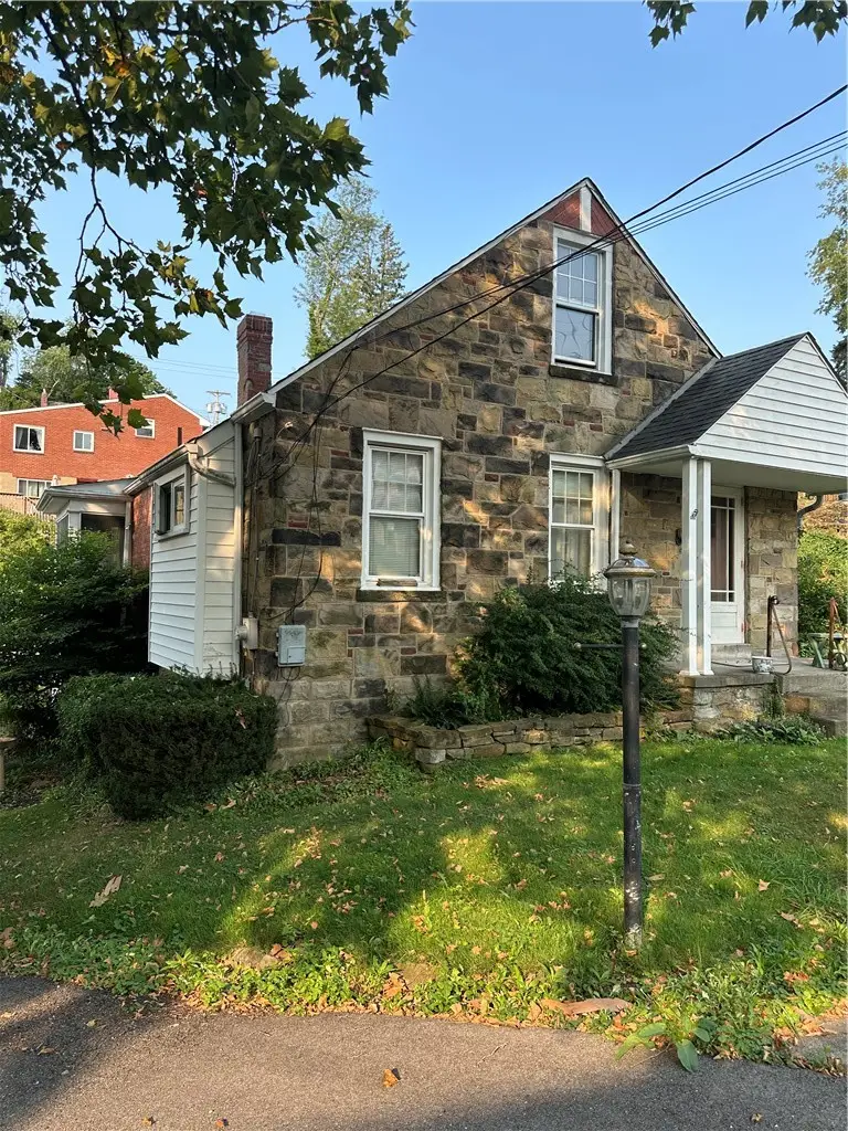4118 Cloverlea St., Pittsburgh, PA 15227 - #2